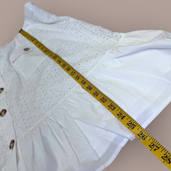 Isaac Mizrahi Live Embroidered Eyelet Button Up Ruffled Hem Skirt Size 28W White - Picture 13 of 14